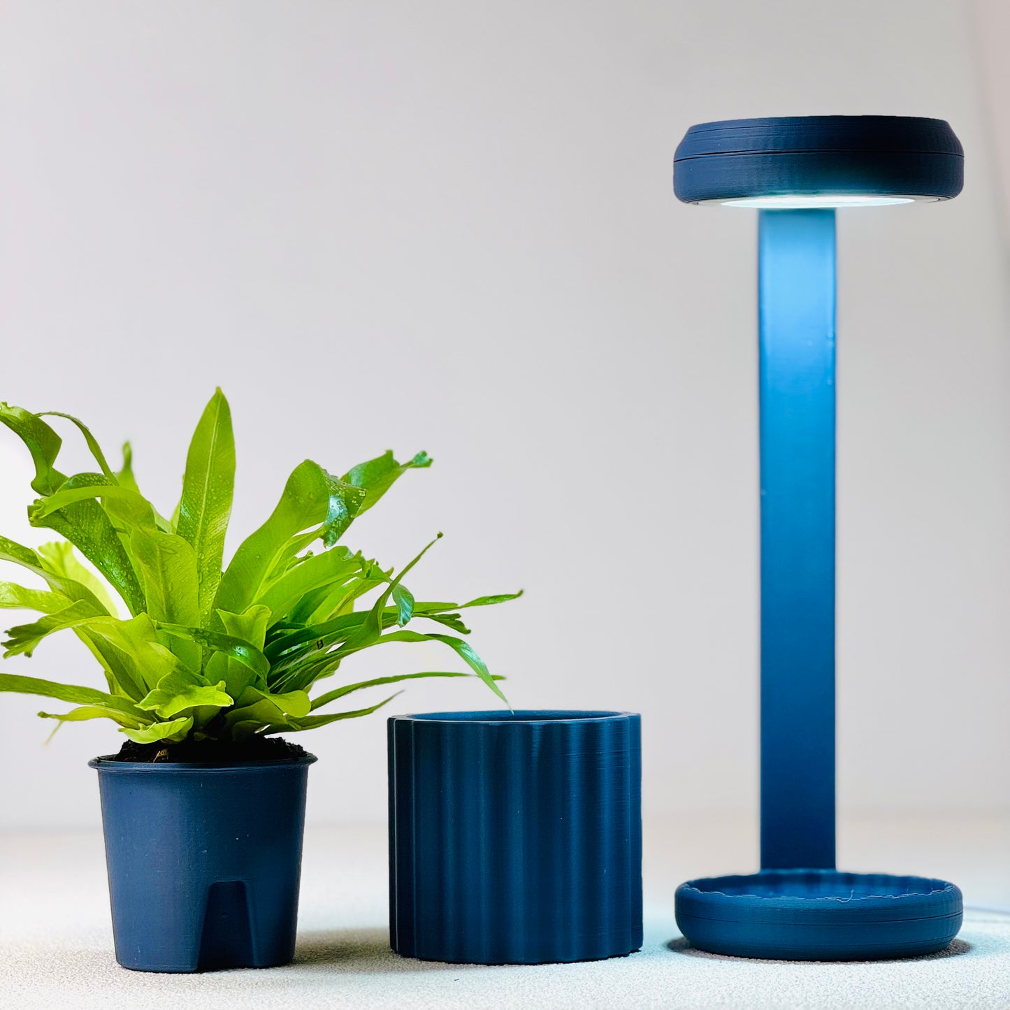 Lume Planter | Navy Blue